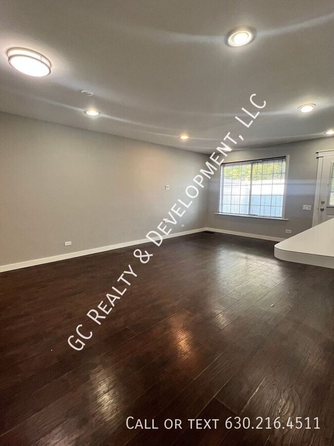 Building Photo - 1418 Normantown Rd