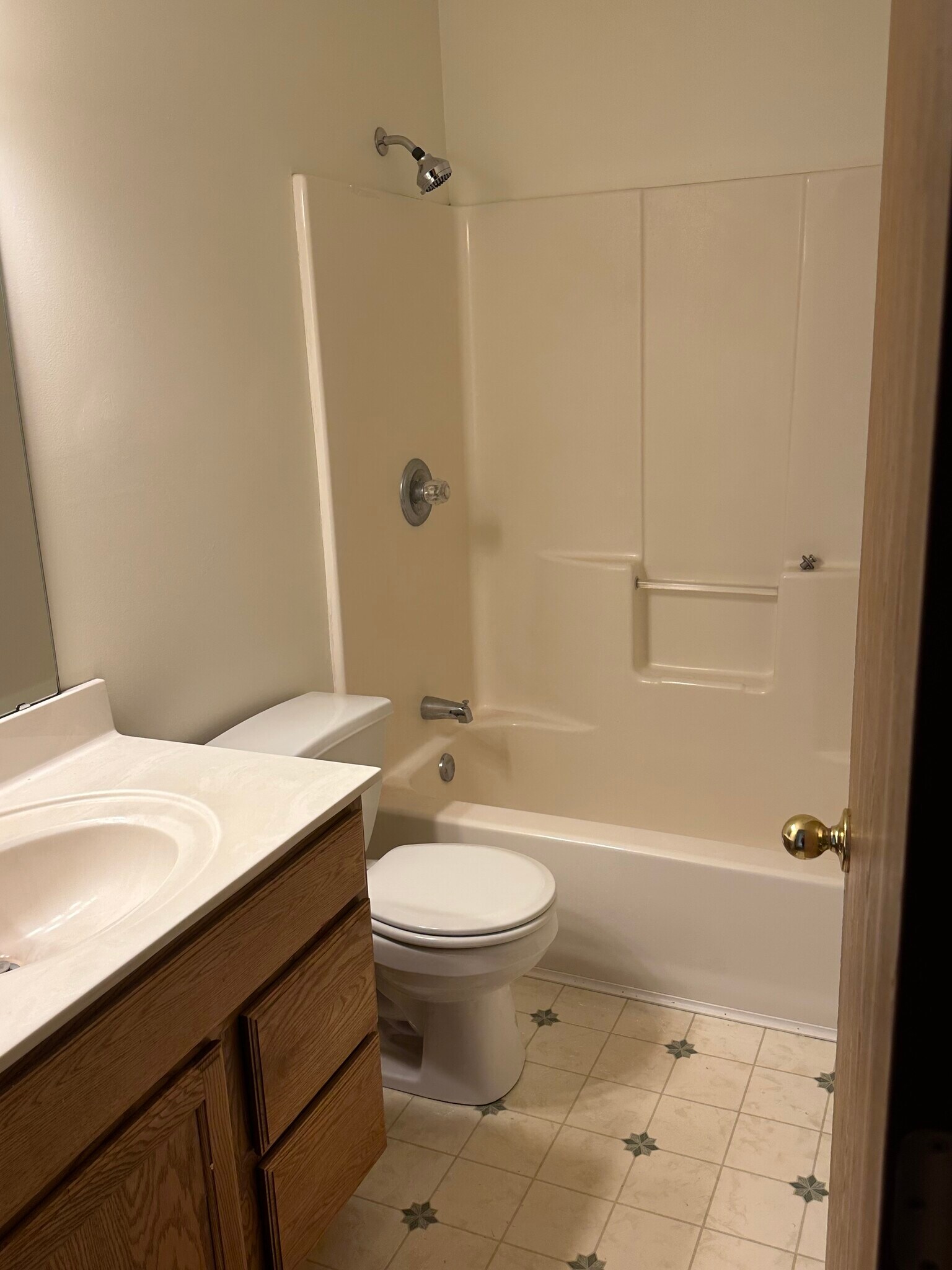 Building Photo - 273 23rd St SE