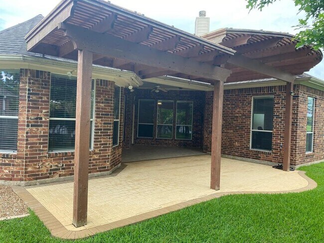 Building Photo - 2506 Orchid Creek Dr