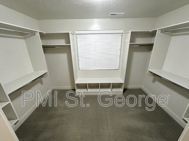 Building Photo - 3226 E 2930 S