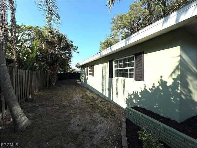 Building Photo - 1354 Stadler Dr