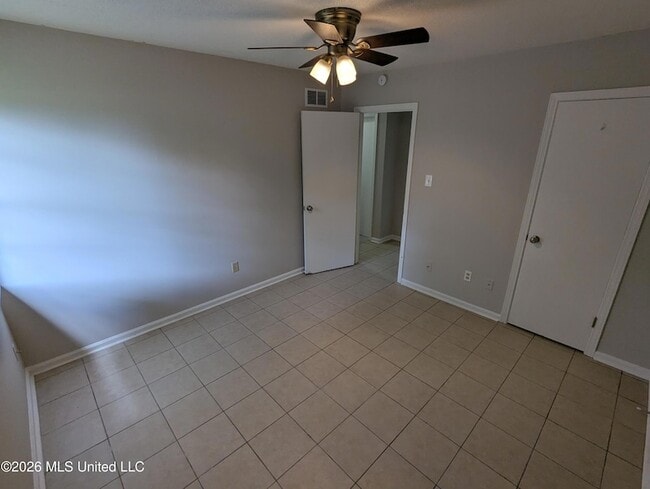Building Photo - 2905 Brook Cove