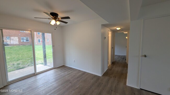 Building Photo - 226 Sawmill Rd