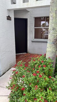 Building Photo - 9742 NW 46th Terrace