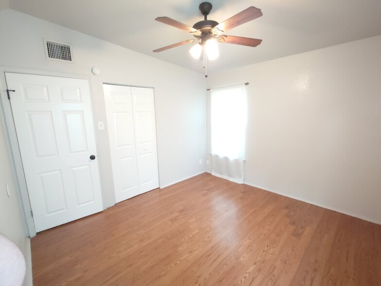 Building Photo - 203 Haverford Dr