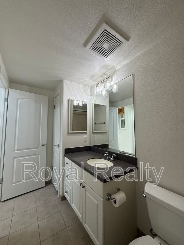 Building Photo - 92-1071-1071 Koio Dr