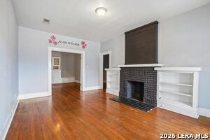 Building Photo - 821 E Quincy St