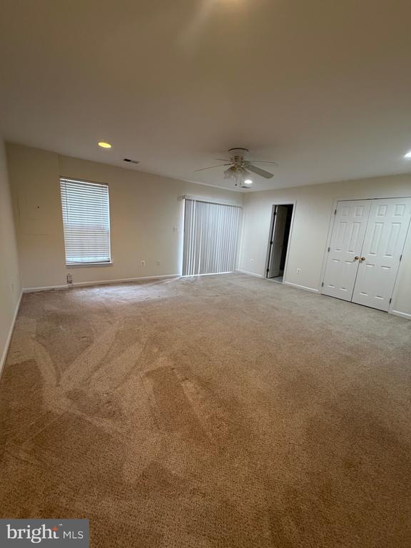 Building Photo - 6256 Shackelford Terrace