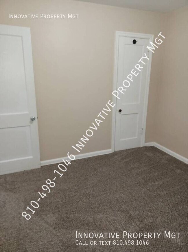 Building Photo - 4354 Elms Rd