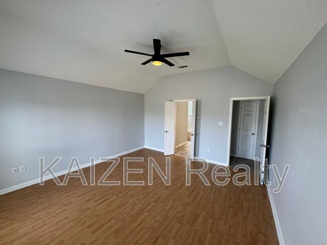 Building Photo - 12607 Hunters Forest Cove