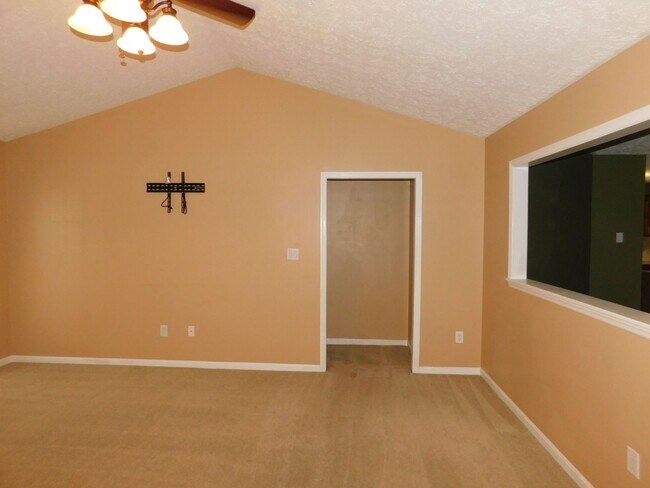 Building Photo - Single Family Home in Cherry Branch
