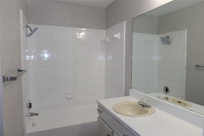 Building Photo - 1830 River Crossing Cir