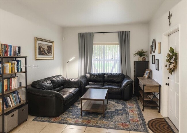 Building Photo - 1002 SW 144th Ave