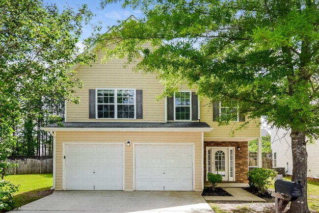 Building Photo - 3038 Summer Breeze Dr