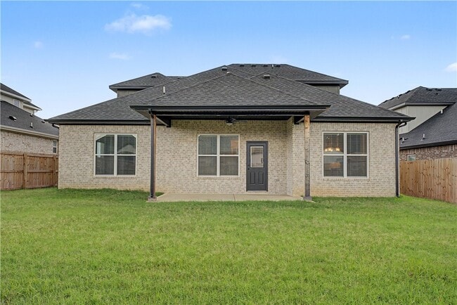 Building Photo - 1081 Mammoth St