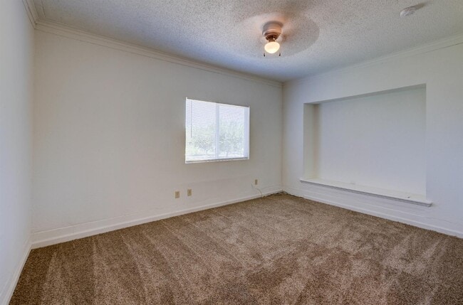 Building Photo - 2962 De Wolf Ave