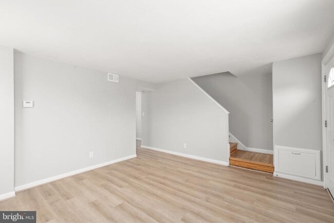 Building Photo - 2015 Dineen Dr