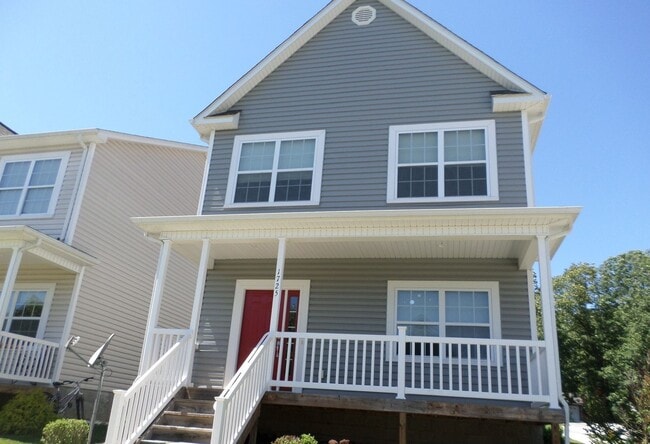 Building Photo - 1725 Aden Lane