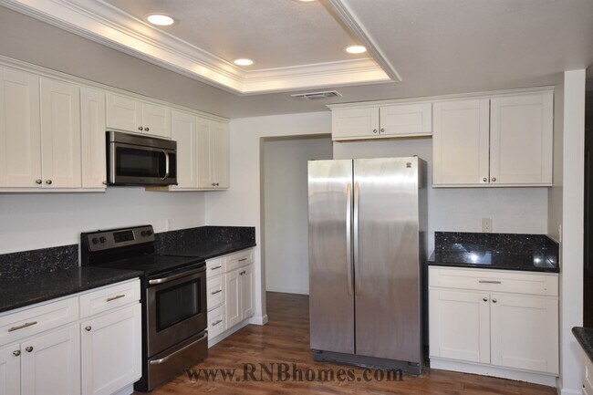Building Photo - 6847 Red Maple Way