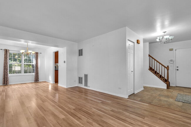 Building Photo - 72 Wilton Ln