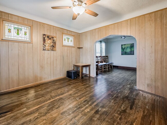 Building Photo - AVAILABLE NOW! SECTION 8 APPROVED! Charming 3-Bedroom Home in Warren!