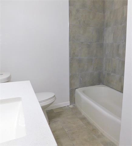 Building Photo - 401 Betchan Dr