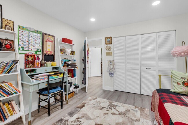 Building Photo - 22922 Ironwedge Dr