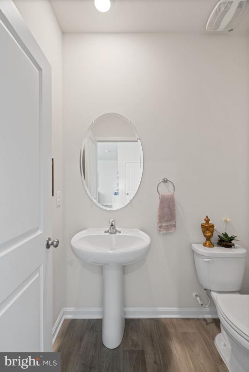 Building Photo - 35418 River Bend Dr