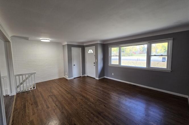 Building Photo - 2130-2132 Washtenaw Ave