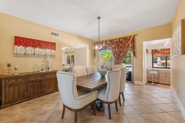 Building Photo - 72056 Palm Haven Dr