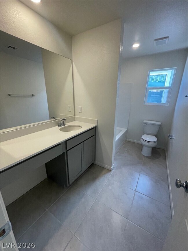 Building Photo - 10806 River Jct Ave