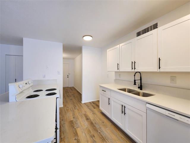Building Photo - 5541 Ragan Dr