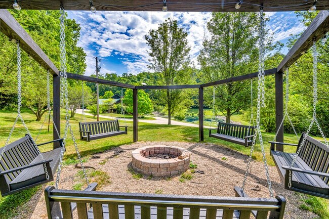 Building Photo - 23120 Bates Rd