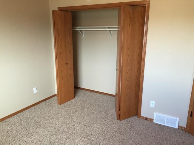 Building Photo - 1723 Torrey Pines Dr