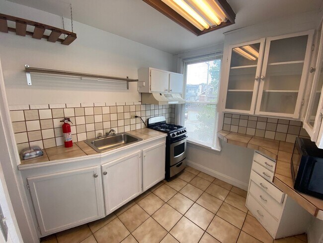 Building Photo - 1441 Worthington St