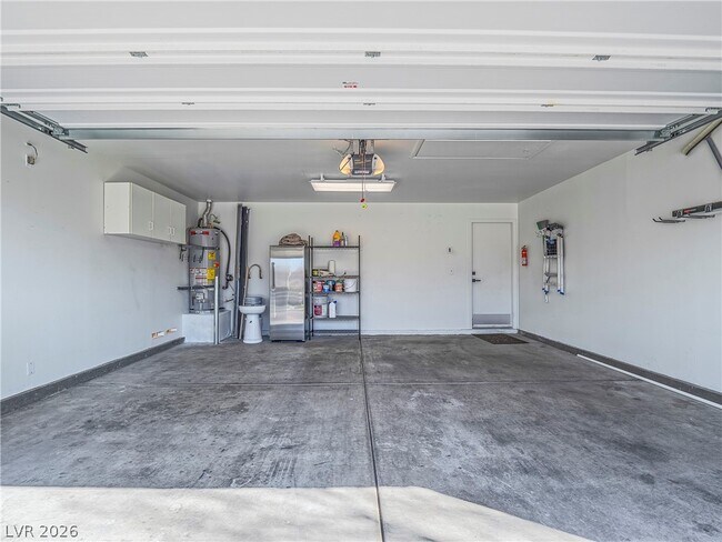 Building Photo - 6832 Rosinwood St