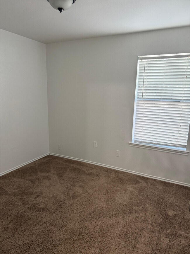 Building Photo - 1920 Galveston Ave