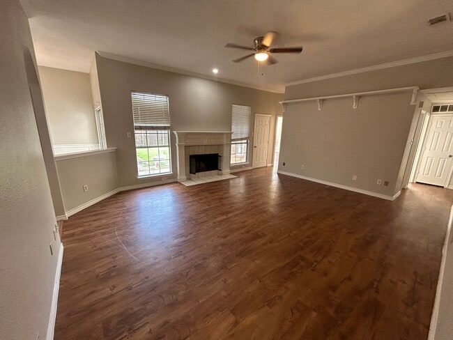 Building Photo - Location....Location....Location....Section 8