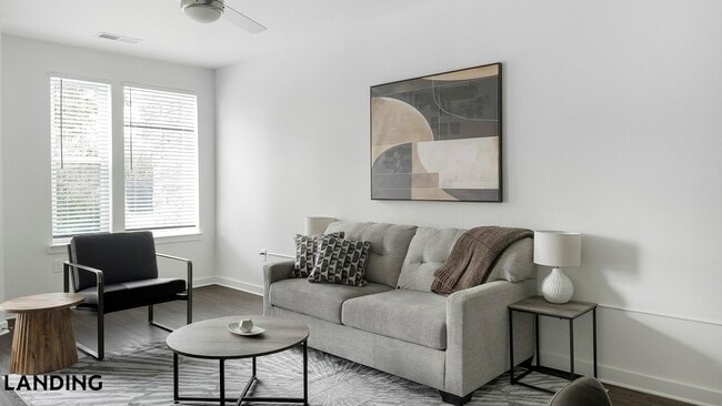 Building Photo - 2110 Birkhall St