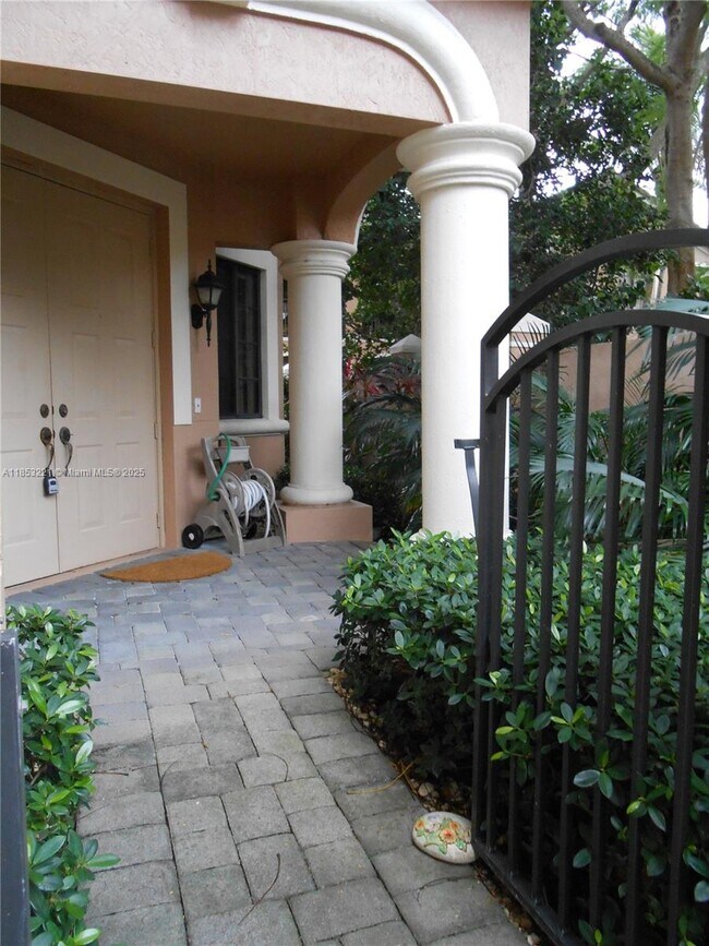 Building Photo - 2684 Center Ct Dr