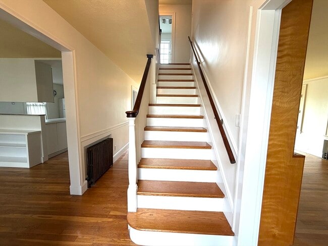 Building Photo - 15 Glenburn Rd