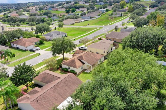 Building Photo - 886 Scenic View Cir