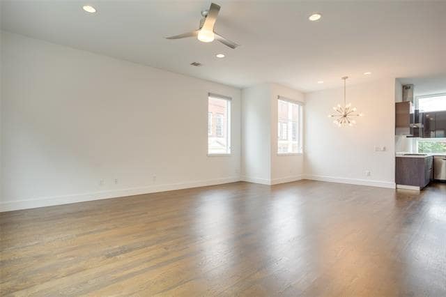 Building Photo - 1205 Hyde Ct