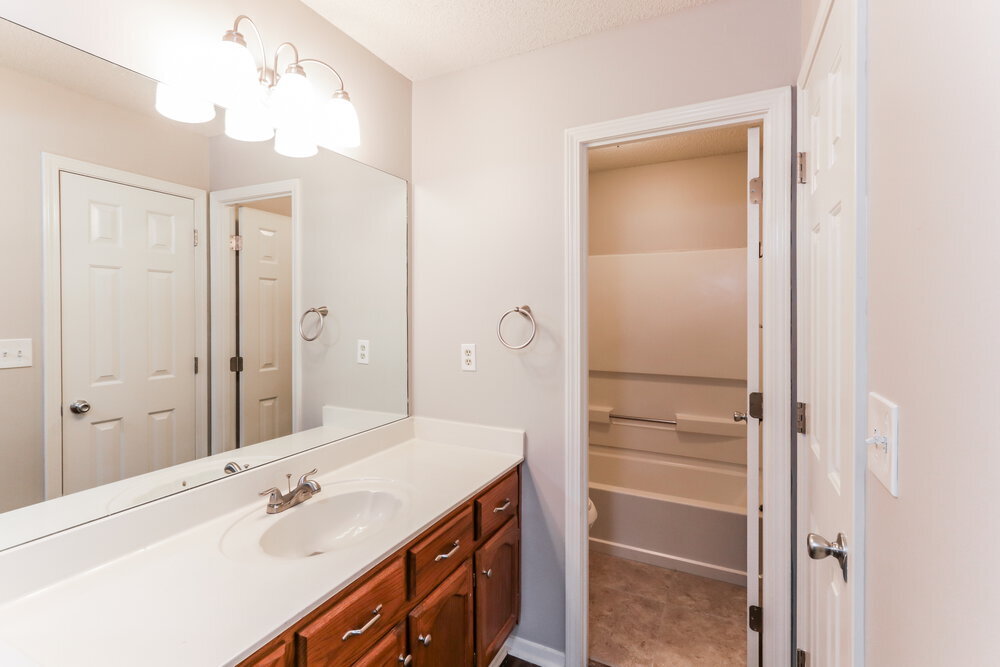 Building Photo - 10326 Curtis Dr