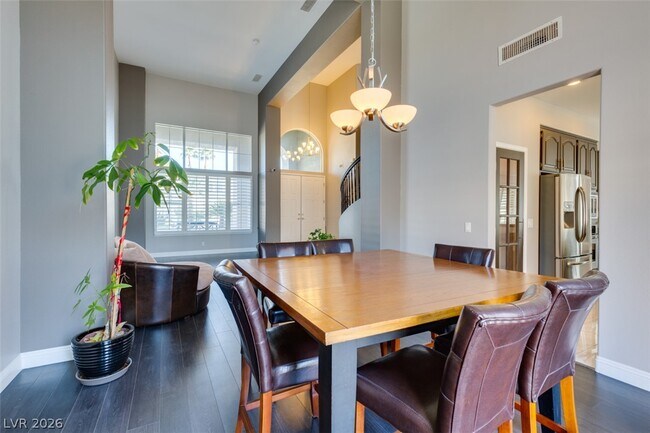 Building Photo - 152 Ultra Dr
