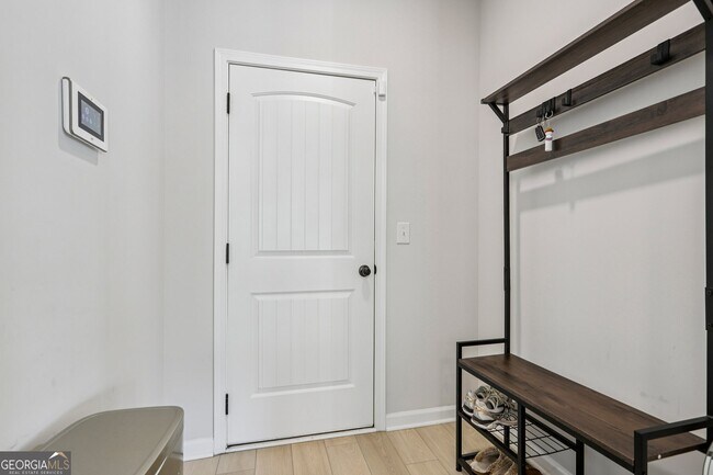 Building Photo - 4774 Sultana Way