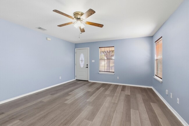 Building Photo - 3007 Spice Meadow