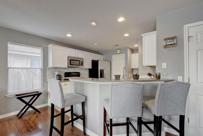 Building Photo - 5500 Steven Creek Way
