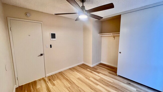 Building Photo - Move-In Ready Serra Mesa 3BR/2BA Condo, Newly Remodeled with Offstreet Parking