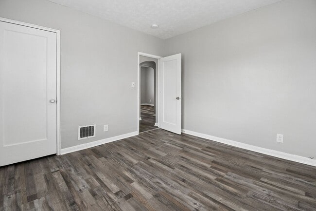 Building Photo - 375 S Chase Ave